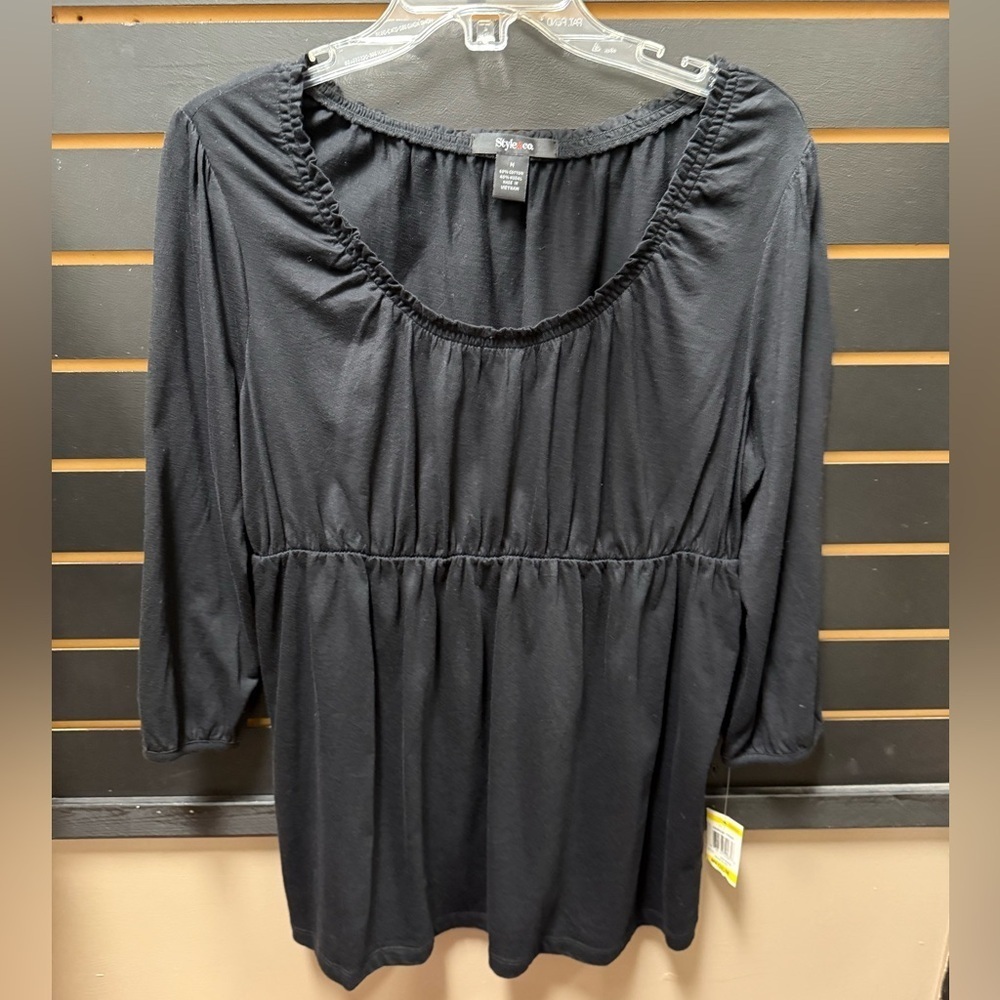 Style & Co Black Peplum Top Size Medium NWT Long Sleeve Scoop Neck